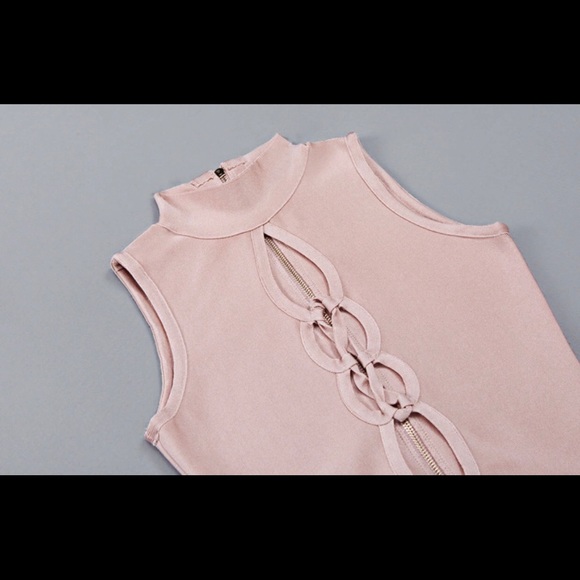 Dress - Picture 2 of 3